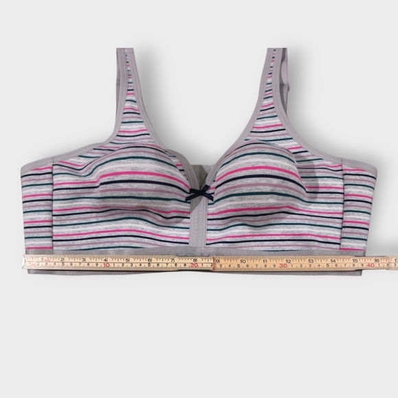 Cacique Gray Full Coverage Adjustable Straps Wire Free T-Shirt Bra Size 40D - Picture 4 of 8